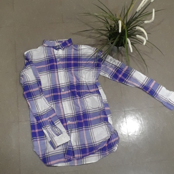 Old Navy Tops - Plaid Button Down Boyfriend shirt